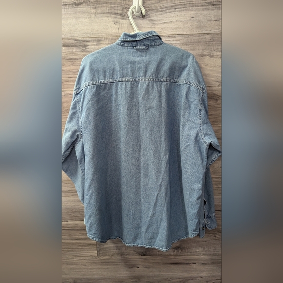 Vintage Petersen Automotive Museum Button Down - Picture 5 of 7